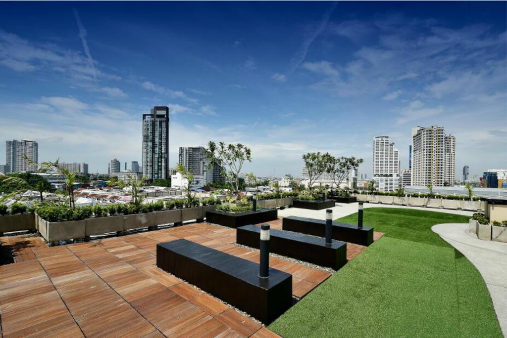 Roomme Hospitality Nang Linchee Branch Bangkok Buitenkant foto