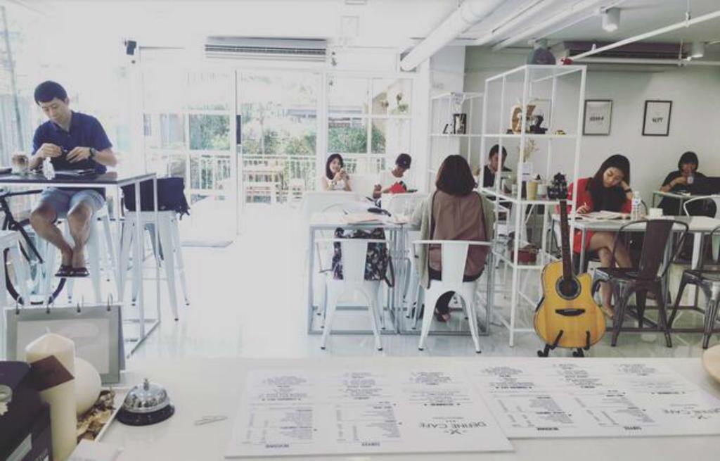 Roomme Hospitality Nang Linchee Branch Bangkok Buitenkant foto