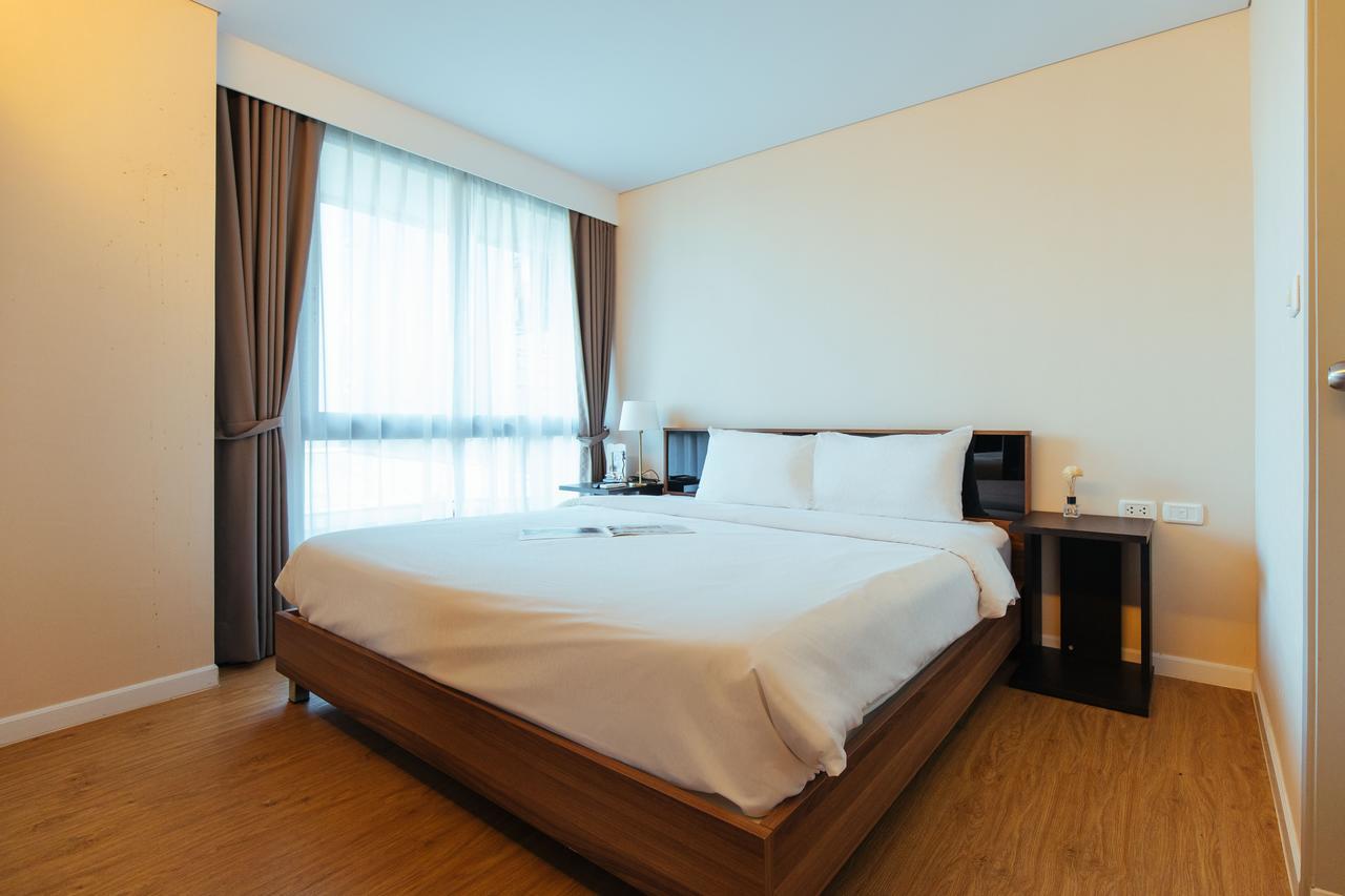 Roomme Hospitality Nang Linchee Branch Bangkok Buitenkant foto