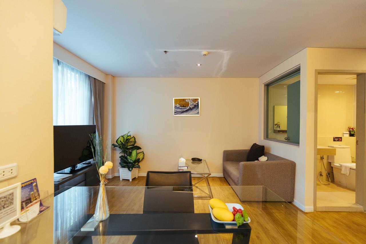 Roomme Hospitality Nang Linchee Branch Bangkok Buitenkant foto