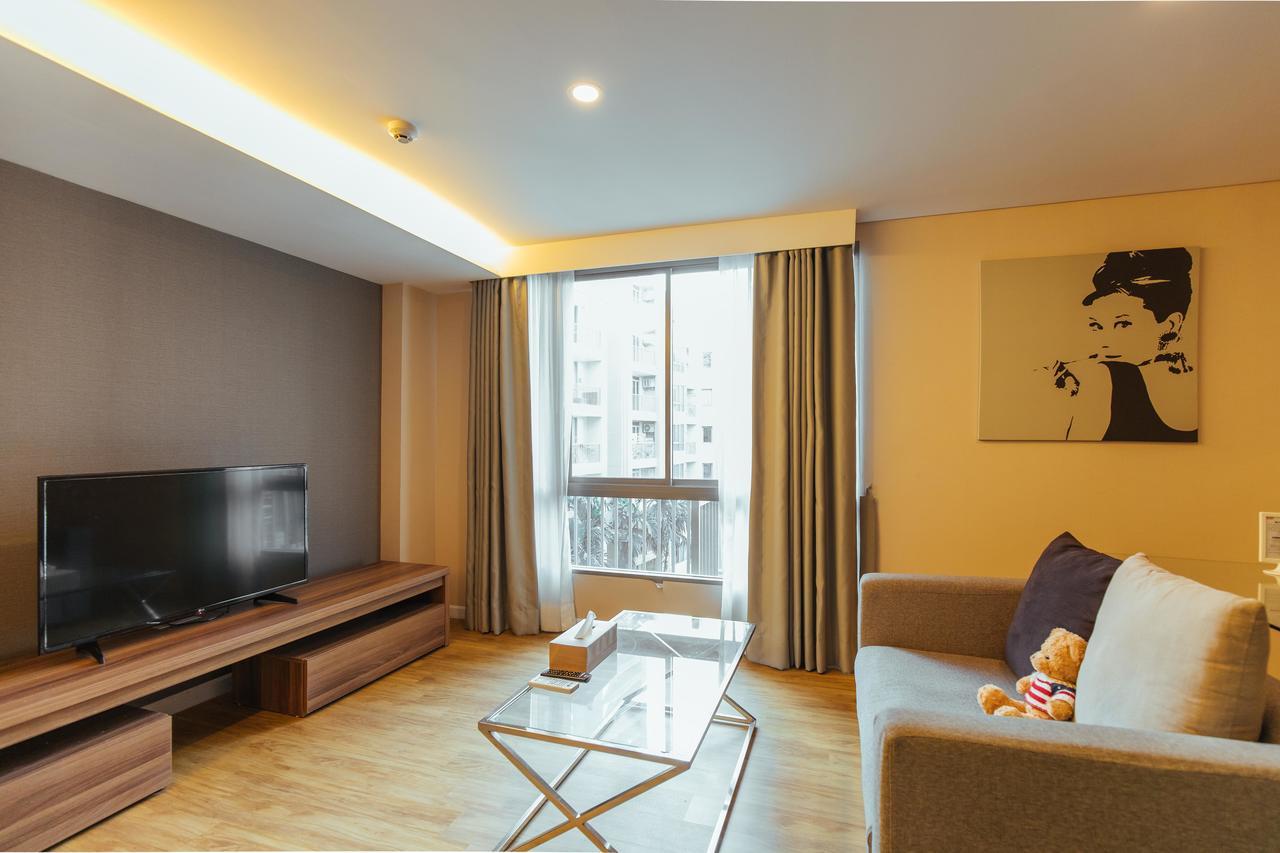 Roomme Hospitality Nang Linchee Branch Bangkok Buitenkant foto
