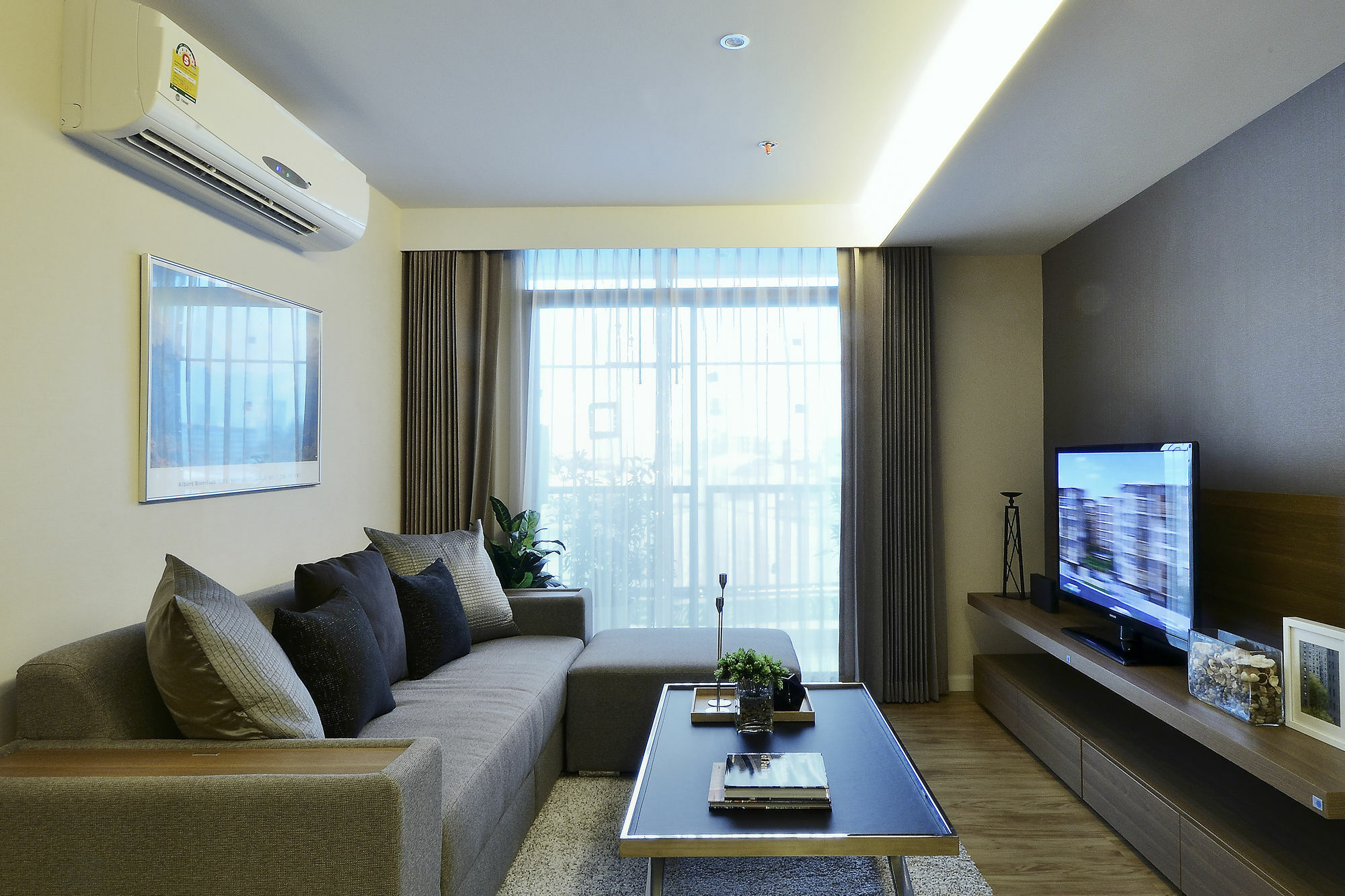 Roomme Hospitality Nang Linchee Branch Bangkok Buitenkant foto
