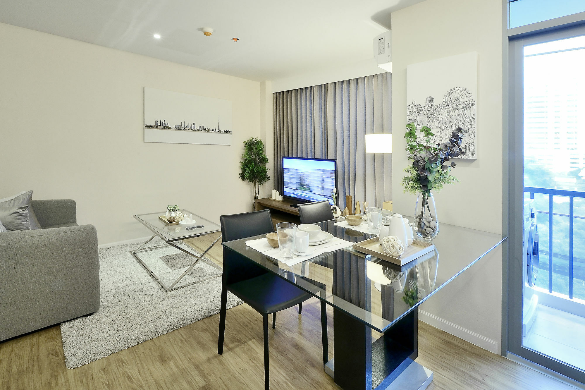Roomme Hospitality Nang Linchee Branch Bangkok Buitenkant foto
