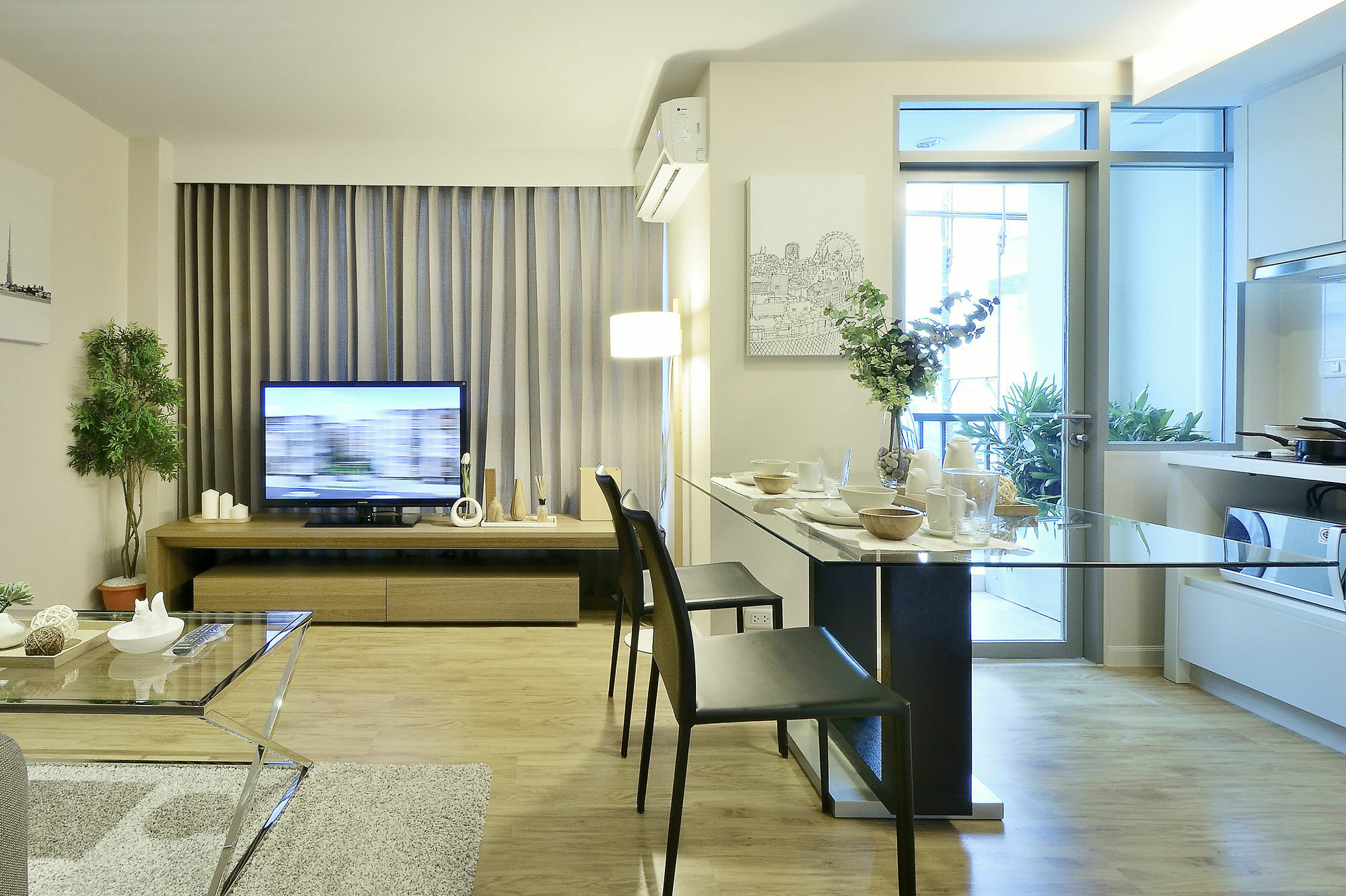 Roomme Hospitality Nang Linchee Branch Bangkok Buitenkant foto